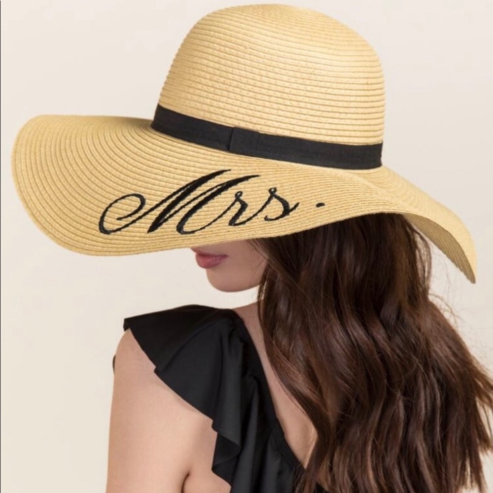 FRANCESCA’S Bridal Mrs Floppy Sun Hat Wide Brim
